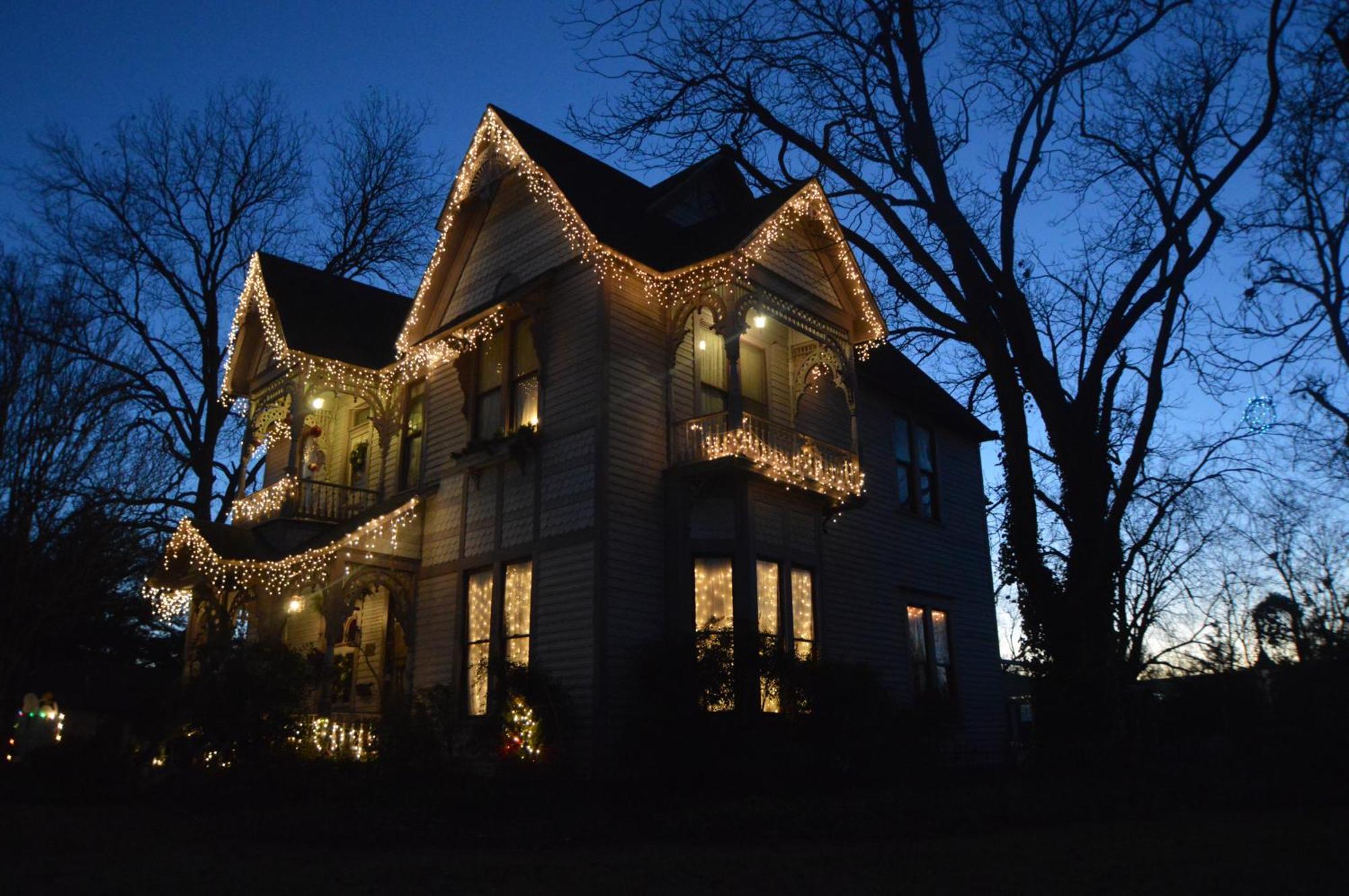 Carleton House Bed And Breakfast Bonham Exterior photo